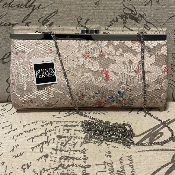 Bijoux Terner Handbags - Bijoux Terner | Vintage Flowers and Lace Clutch